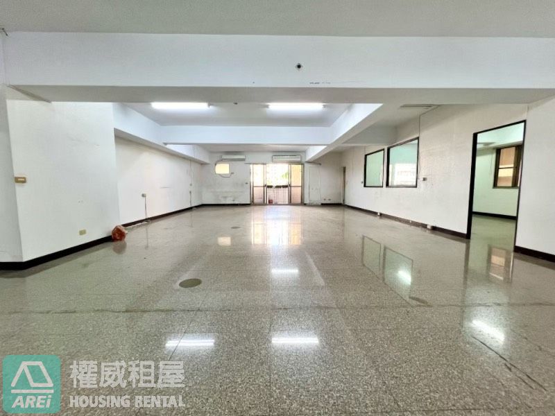 鼓山蛋黃區寬敞商務辦公室|R14捷運站