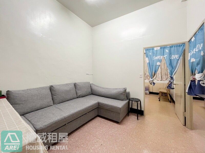 苓雅透天獨立出入口|三房整層住家可租補