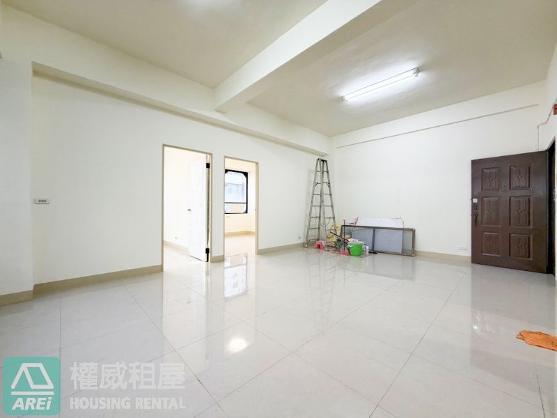採光一級棒｜翻新格局方正公寓三房