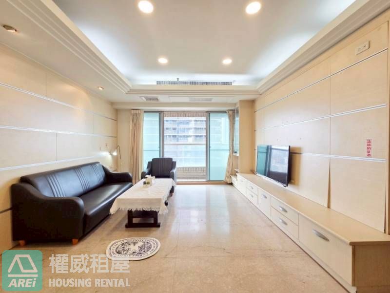 文化中心 | 經典皇家 | 雙捷運 • 學區宅 • 大三房-滿足你的生活節奏