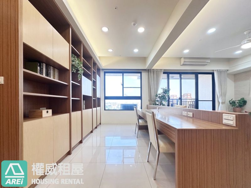 高鐵特區博愛綻高樓層明亮大三房平車