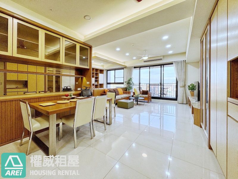 高鐵特區博愛綻高樓層明亮大三房平車