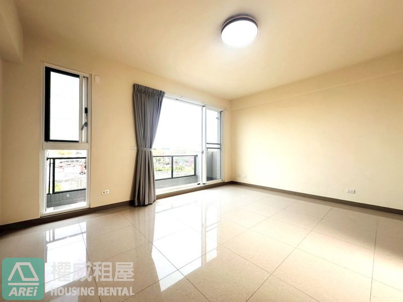 【仁武透天】台積電生活圈・全新四套房庭院透天