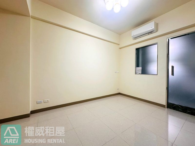 【仁武透天】台積電生活圈・全新四套房庭院透天
