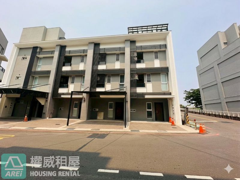 【仁武透天】台積電生活圈・全新四套房庭院透天