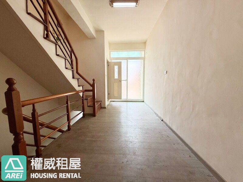 近IKEA／捷運獅甲站 ｜質感5樓透天|可租補入戶籍+可寵物+工作室