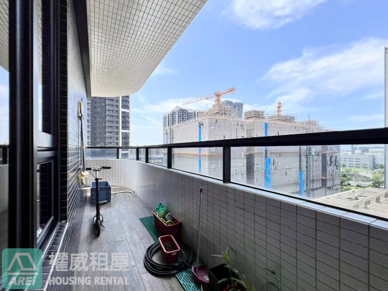 🏙 R8亞灣三多|殷雄・溫潤靜謐3房4衛・雙平車