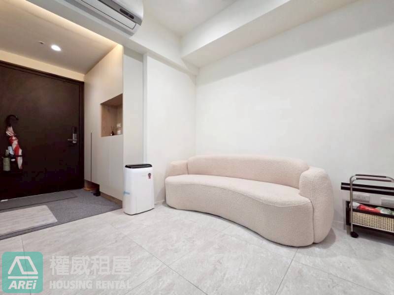 前金 | 愛情河左岸 • 映灣景 • 市中心雙軌兩房•可租補