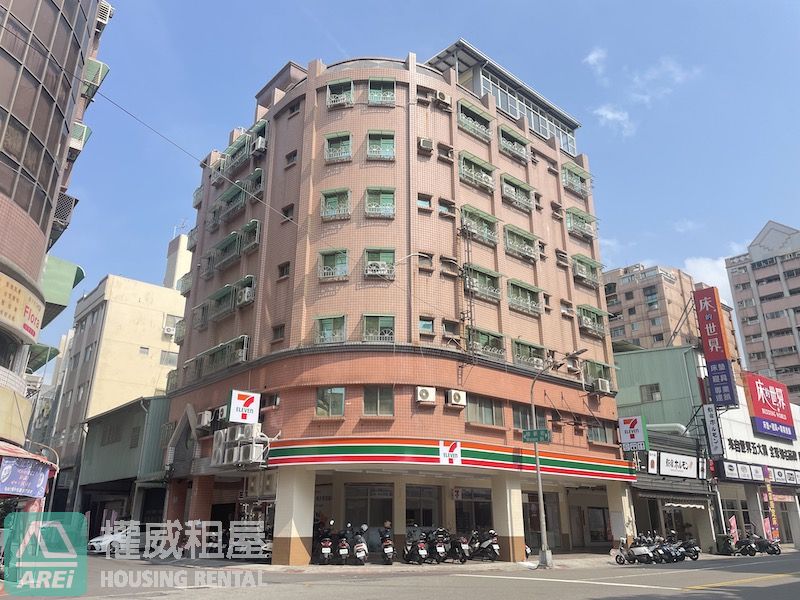 R13凹子底富民商圈室內70坪四房住辦平車