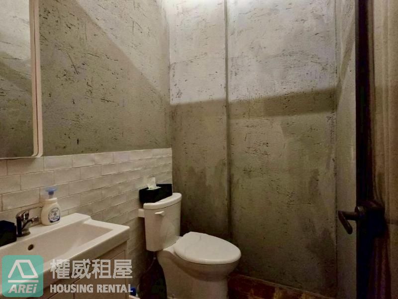 💎愛河畔×大面寬 × 專業廚房 ｜質感餐廚首選