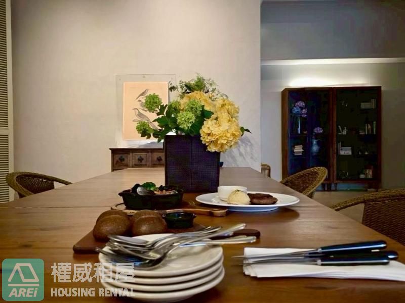 💎愛河畔×大面寬 × 專業廚房 ｜質感餐廚首選
