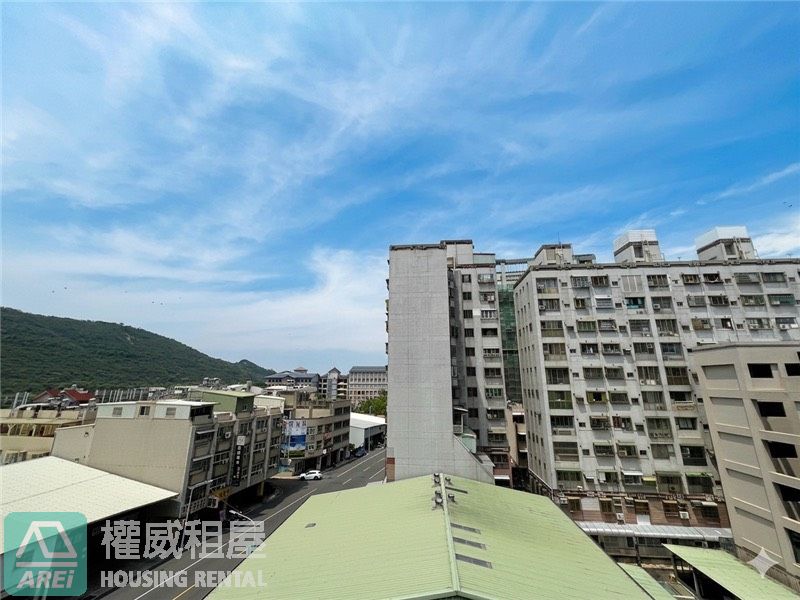 🚄【左營高鐵．圓禾向青】輕屋齡質感宅 1+1房車位｜含車管費