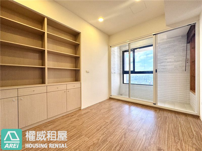👑O6信義MRT｜國王一號院｜品味高樓豪景4房，頂級採光車位