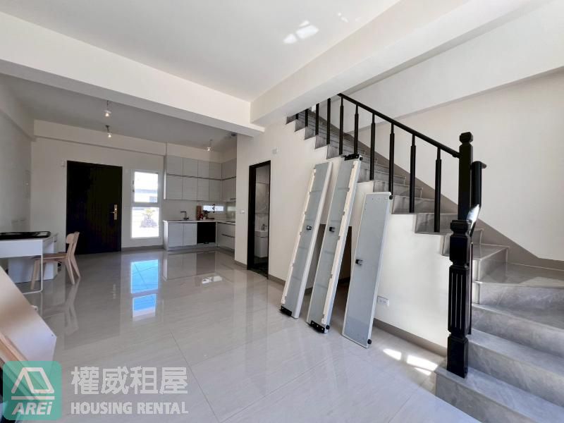 🏠仁武・透天超大後庭院｜3套房+1大空間