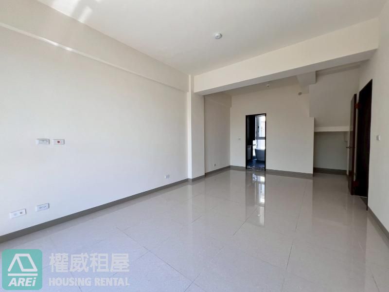 🏠仁武・透天超大後庭院｜3套房+1大空間