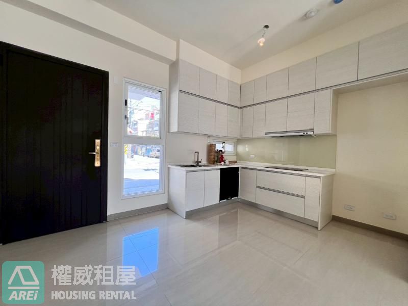🏠仁武・透天超大後庭院｜3套房+1大空間