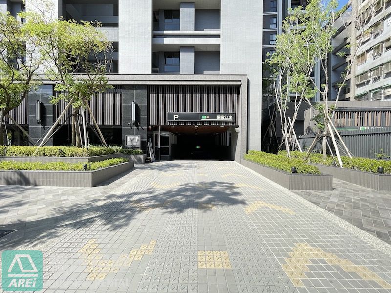 R21都會公園地標｜都薈綻全新空屋3房平車