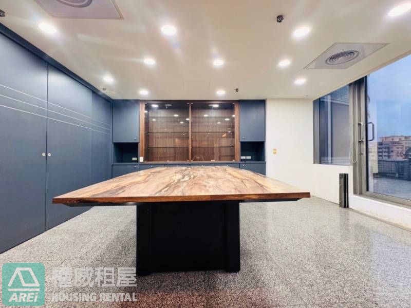 ⚜️寶成中正大樓│露臺辦公室│雙捷信義國小O6│市心商辦大樓