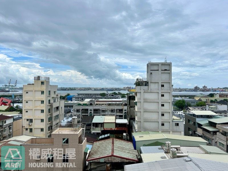 仰德˙駁二✧ | 山海港景首排 | 無印風質感大1房