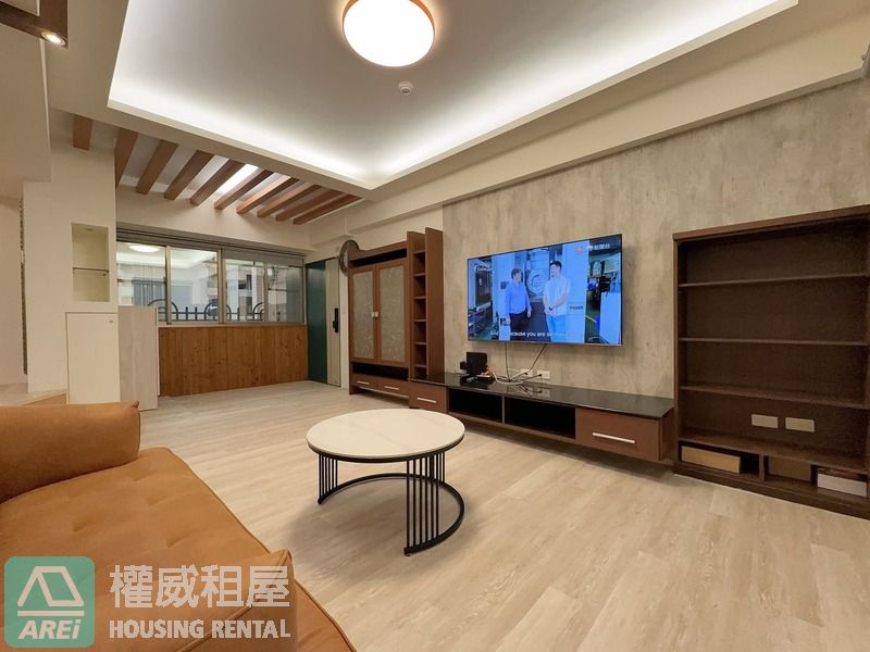 生態園區MRT️️️⭐️千禧屋翻新裝潢3+1房車位