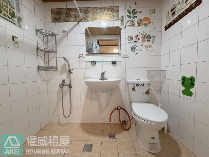 生態園區MRT️️️⭐️千禧屋翻新裝潢3+1房車位