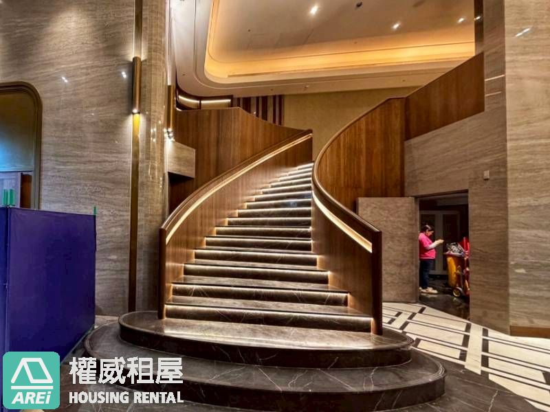 高鐵商圈 鉑愛悅｜景觀2房 平面大車位
