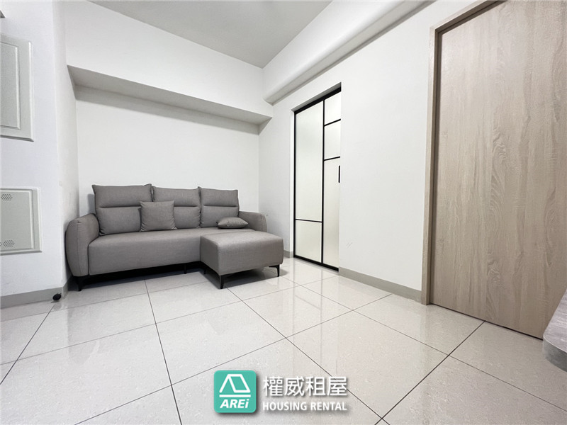 ★c歡迎租補|C35輕軌站旁.上文化|拎包入住正2房|大陽台