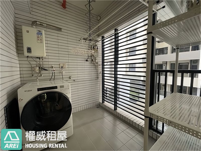 🌟R3小港藍帶｜迎光2+1房｜純白系美學宅平車
