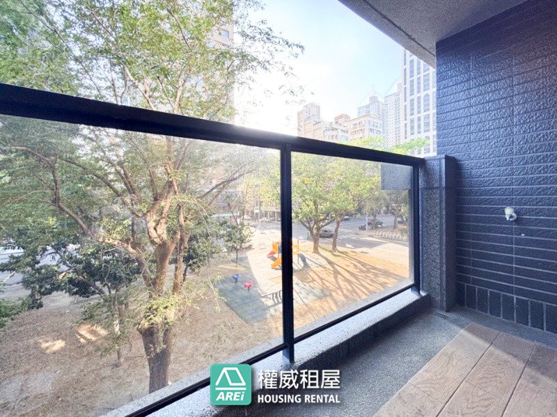 近愛河文雄苑歐式採光三房平車