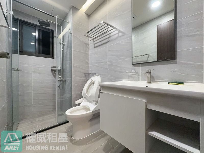 仁武澄德商圈⭐️築上景2+1房空屋雙衛浴+平車