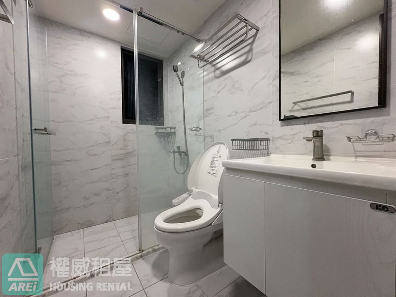 仁武澄德商圈⭐️築上景2+1房空屋雙衛浴+平車
