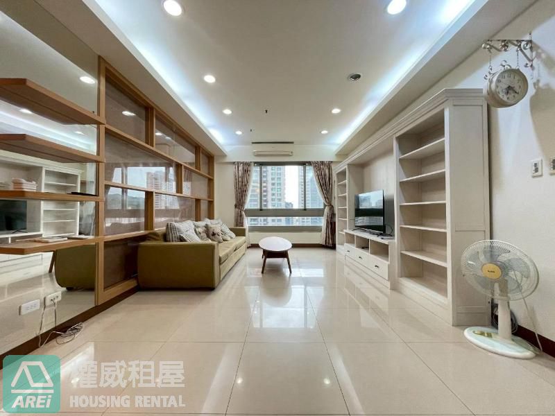 💎雙軌美術館站維也納高樓層寬敞3房平車