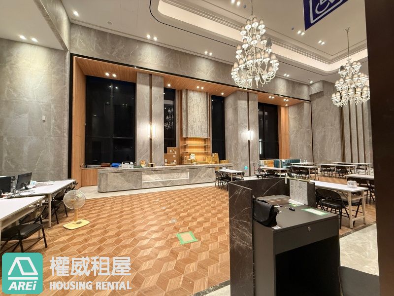 民生一號院｜中央公園首排｜步行捷運５分鐘｜附家電傢俱