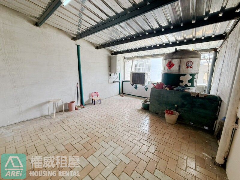 唐山街透天|4房可租補 入戶籍 辦公室 宿舍|可寵
