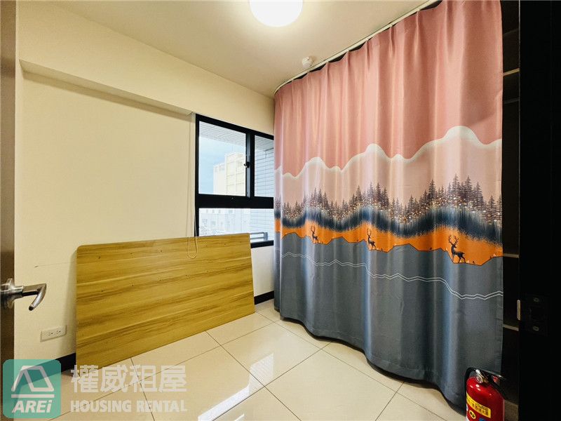 MRT楠科園 聯上捷運之星｜輕屋齡2房含車位｜可租補