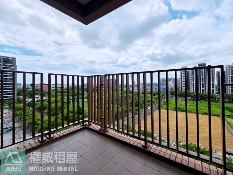 歸仁高鐵特區 | 遠雄明日讚 | 三鐵共構 • 2+1房平車 • 可租補