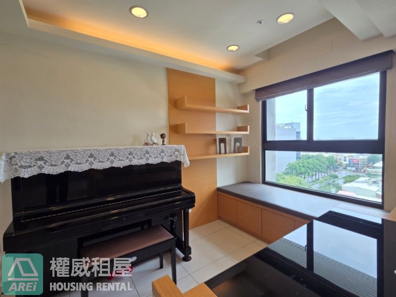 ✨️近日月光 •HAPPY悅讀 •3+1房室內30坪 •德賢商圈