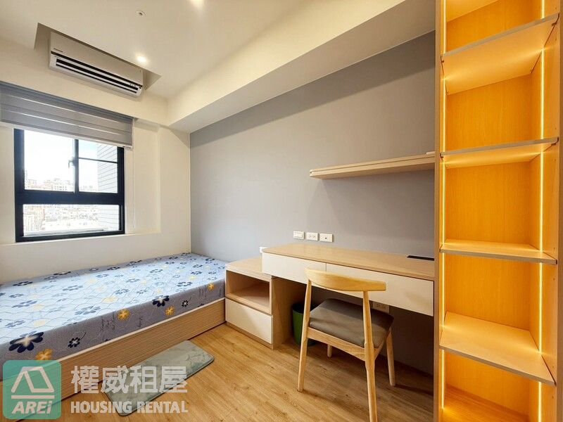龍騰鑫天地2|3房2廳2衛1陽台|可租補 入戶籍|輕軌C27|鼎山家樂福
