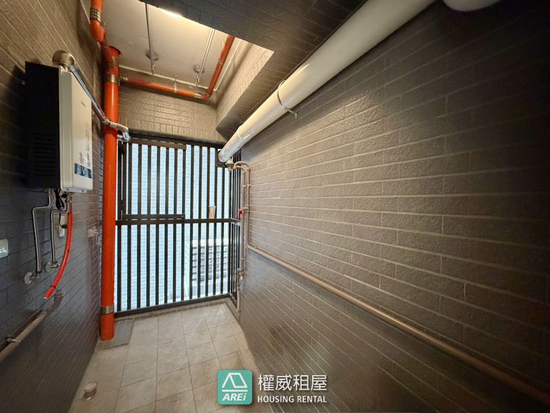 🍍輕軌旁和築豐光｜景觀2+1房雙衛平車🍍全新