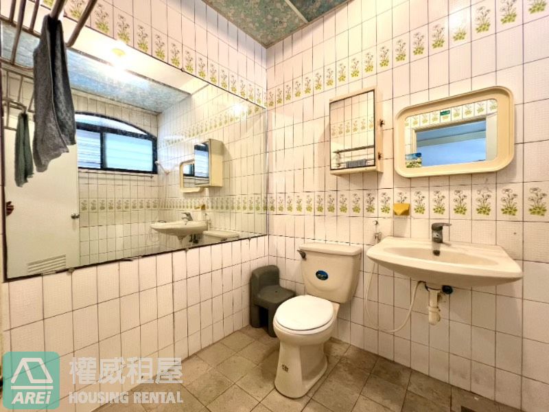 陽明學區澄平空屋透天|住店兩用