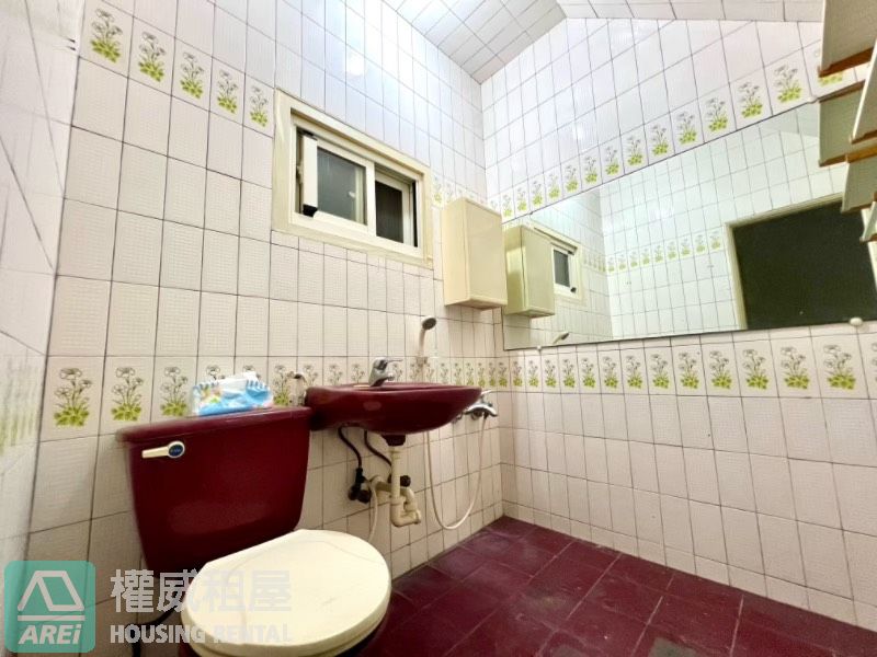 陽明學區澄平空屋透天|住店兩用