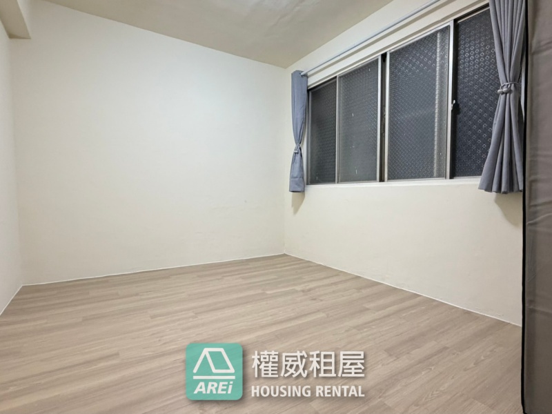 🏡 楠梓元昌街三房｜右昌生活圈．生活機能成熟，住得自在又舒服