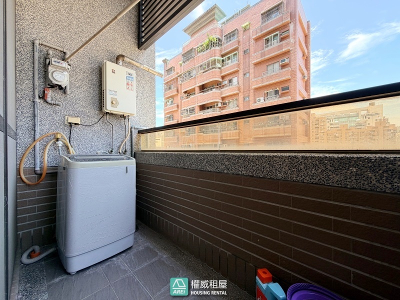🏠凹子底｜璟立方｜3.6米挑高樓中樓｜2房格局｜義享商圈