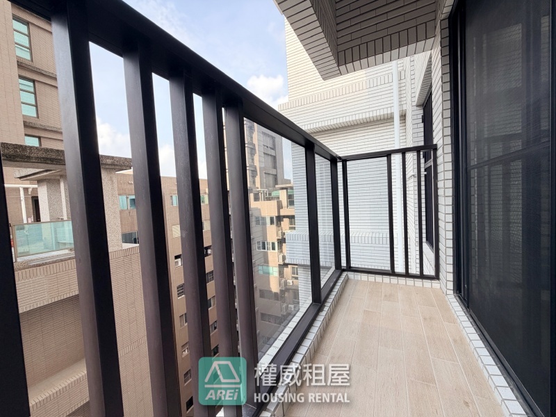 🏡 鑫巨蛋2｜日系奶油宅，在巨蛋生活圈收藏一室溫柔