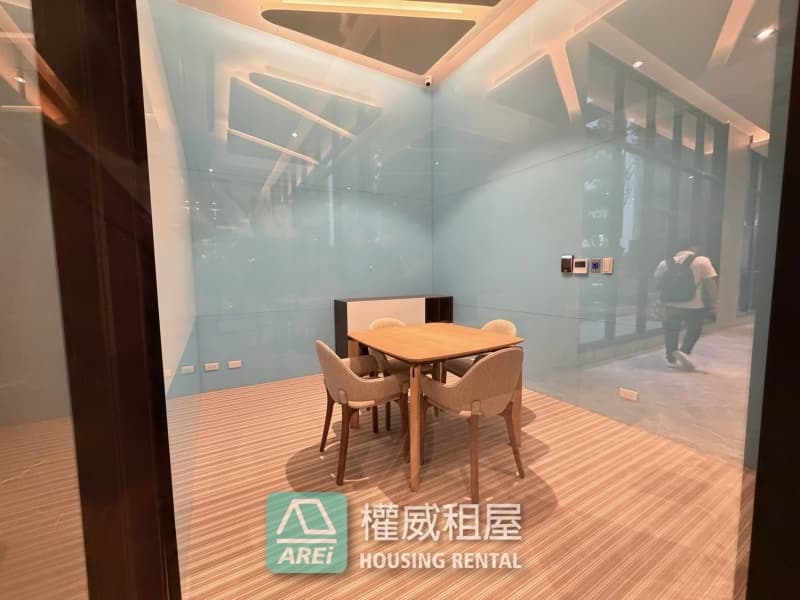 青埔MRT達麗未來市全新2房2衛平車可租補