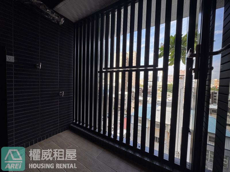 中央公園MRT💎民生一號院💎新崛江大立商圈｜兩房可租補