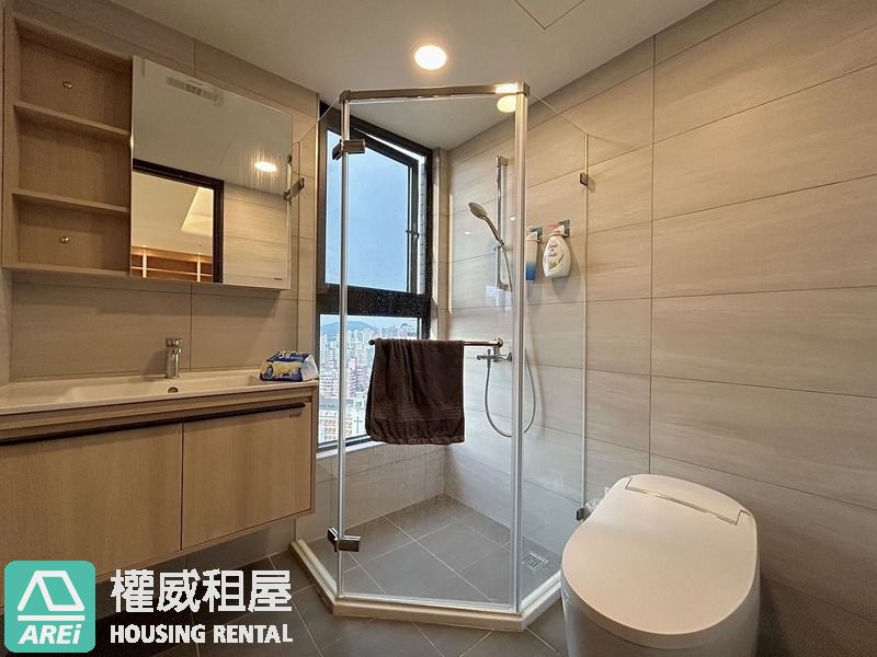 整層住家｜美術白天鵝｜精緻裝潢一大房｜開放式空間｜大平車