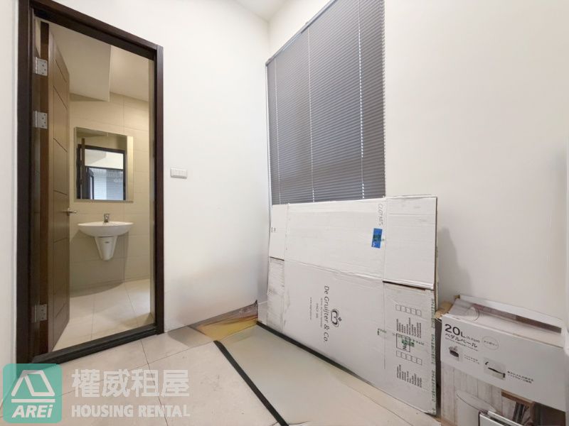 美術帝國｜美術館第一排180°景觀4+1泳池