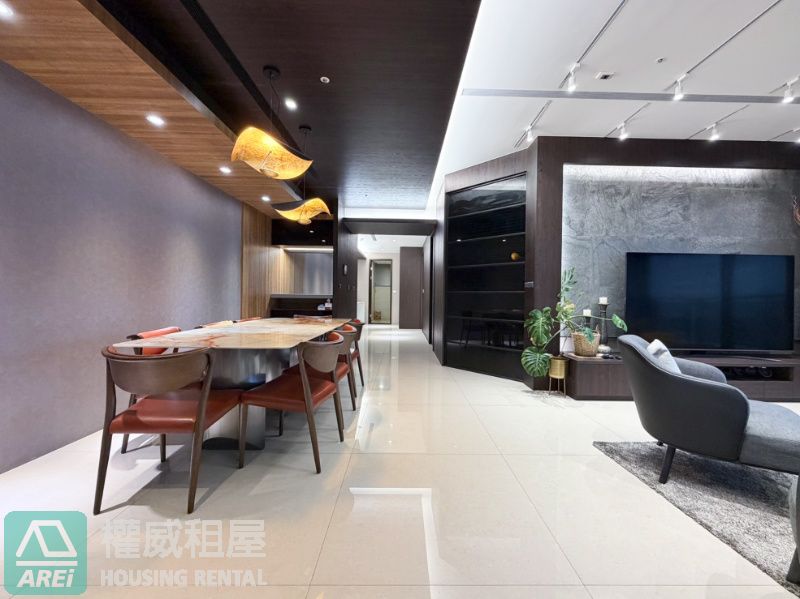 美術帝國｜美術館第一排180°景觀4+1泳池