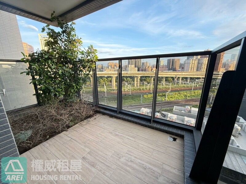 開遠諾金|高鐵商圈|大空間兩房|可租補入戶籍